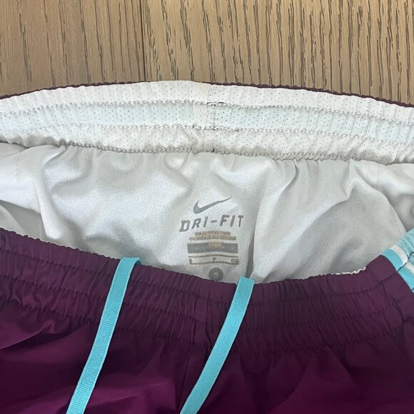 Nike Dri-FIT Tempo Women’s Running Shorts - Picture 6 of 6